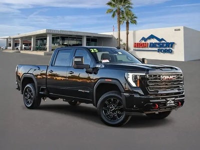 2025 GMC Sierra 2500HD 4X4 AT4 4DR Crew Cab SB