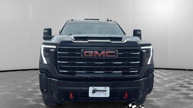 2025 GMC Sierra 2500HD AT4