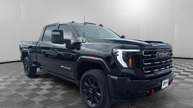 2025 GMC Sierra 2500HD AT4