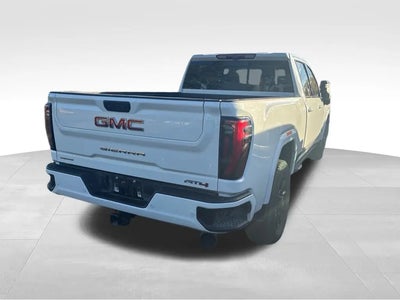 2025 GMC Sierra 2500HD 4X4 AT4 4DR Crew Cab SB