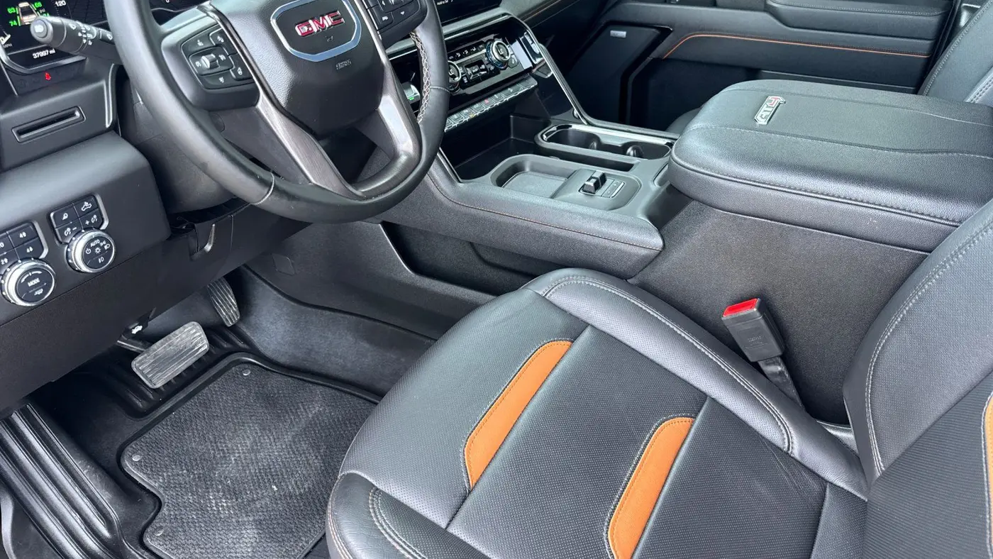 2025 GMC Sierra 2500HD AT4