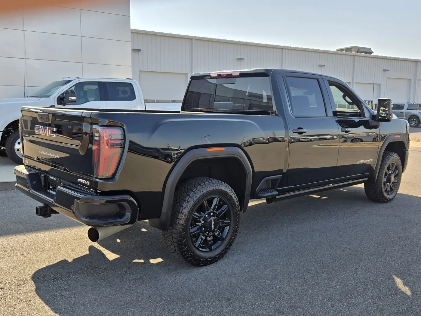 2025 GMC Sierra Hd - $71,850