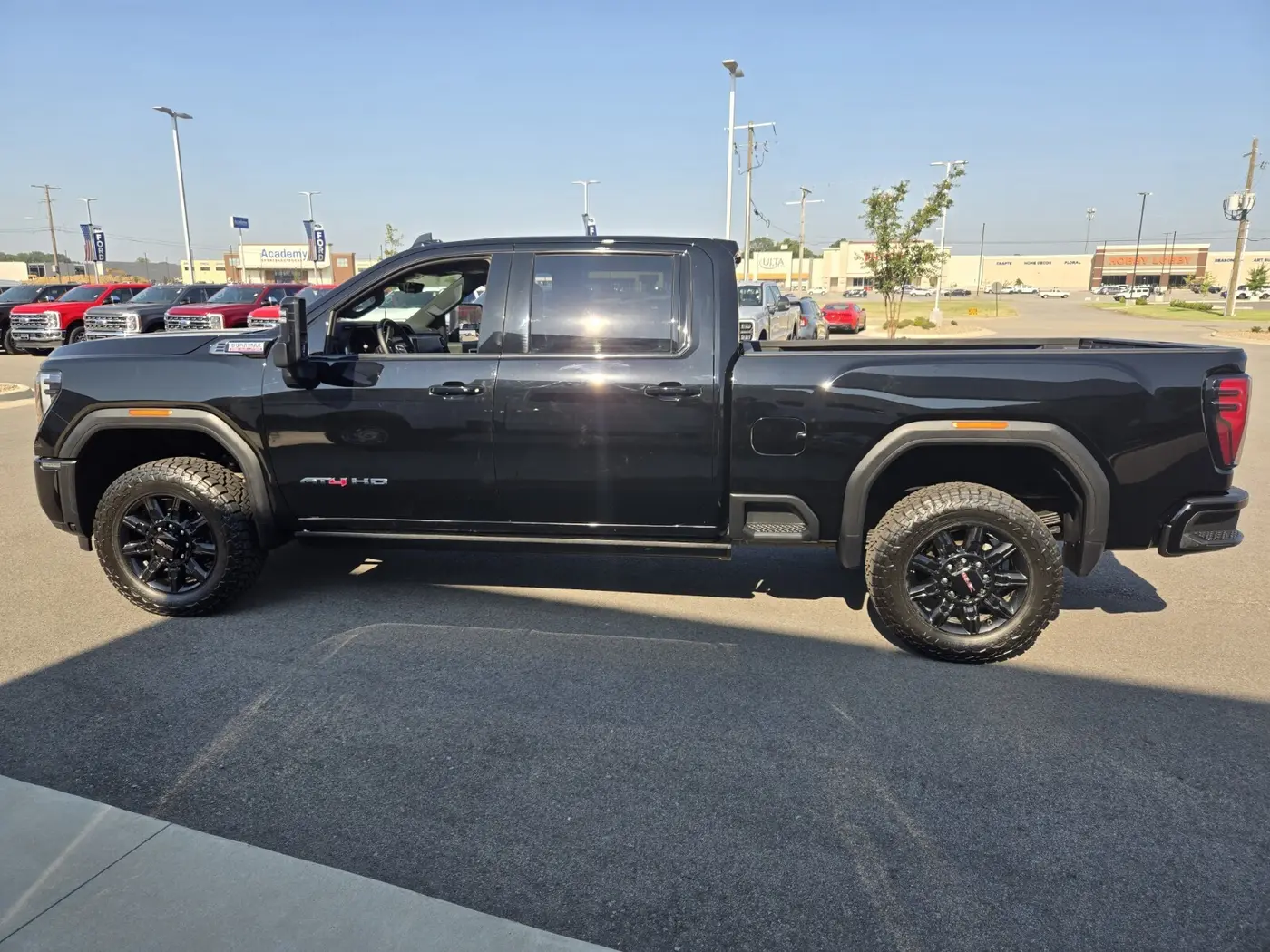 2025 GMC Sierra Hd - $71,850