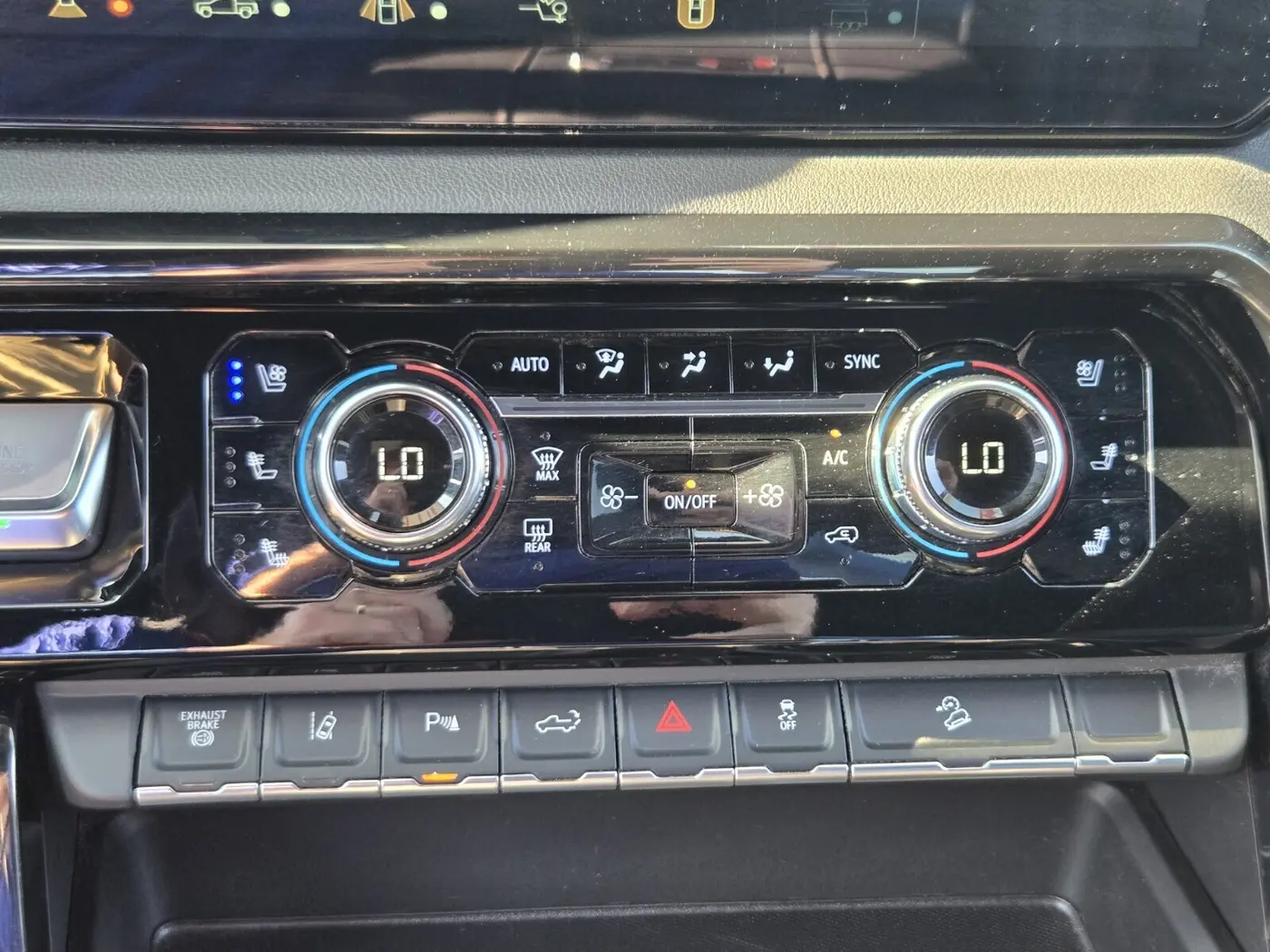 2025 GMC Sierra Hd - $71,850