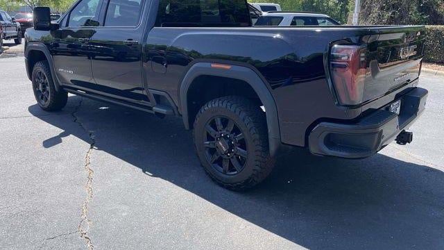 2025 GMC Sierra 2500HD AT4