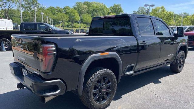 2025 GMC Sierra 2500HD AT4