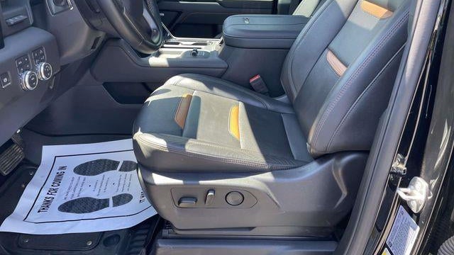 2025 GMC Sierra 2500HD AT4