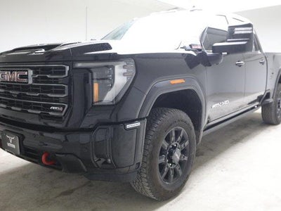 2025 GMC Sierra 2500HD 4X4 AT4 4DR Crew Cab SB