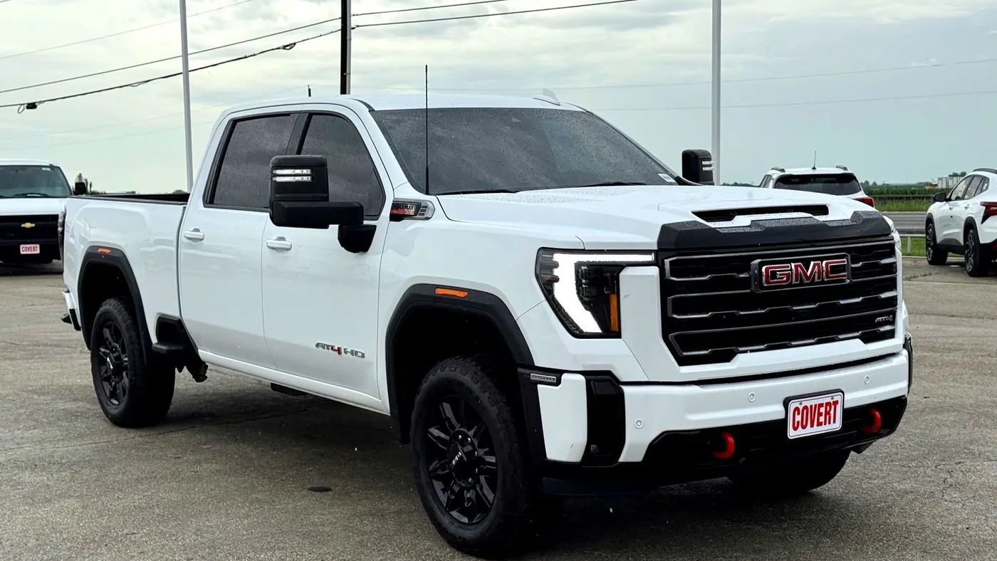 2025 GMC Sierra 2500HD AT4