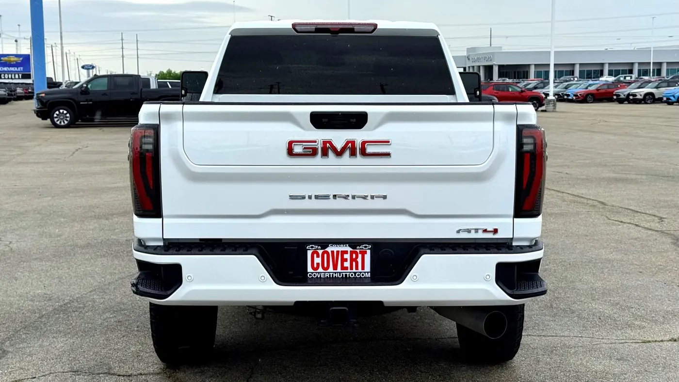 2025 GMC Sierra 2500HD AT4