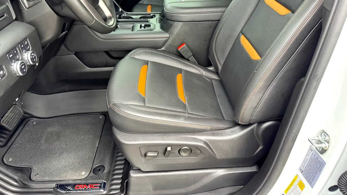 2025 GMC Sierra 2500HD AT4