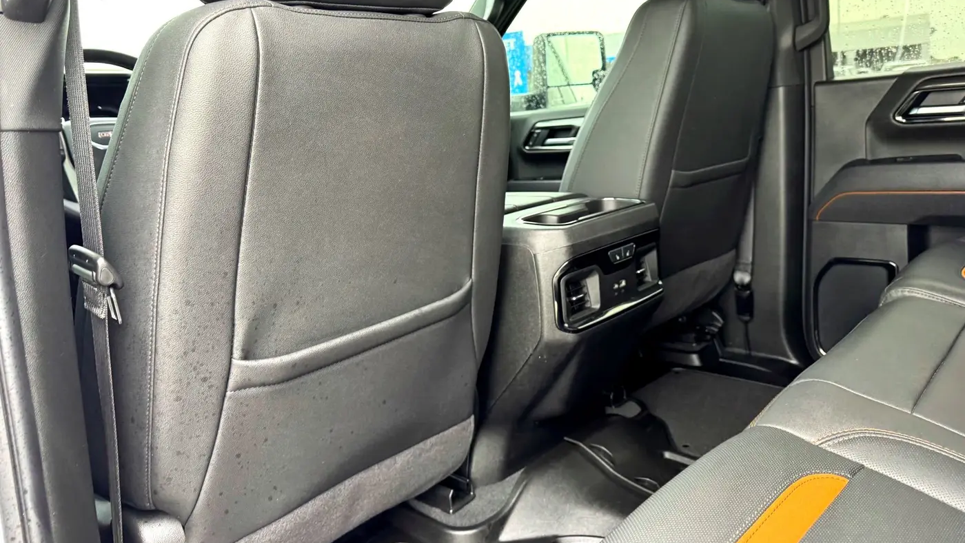 2025 GMC Sierra 2500HD AT4