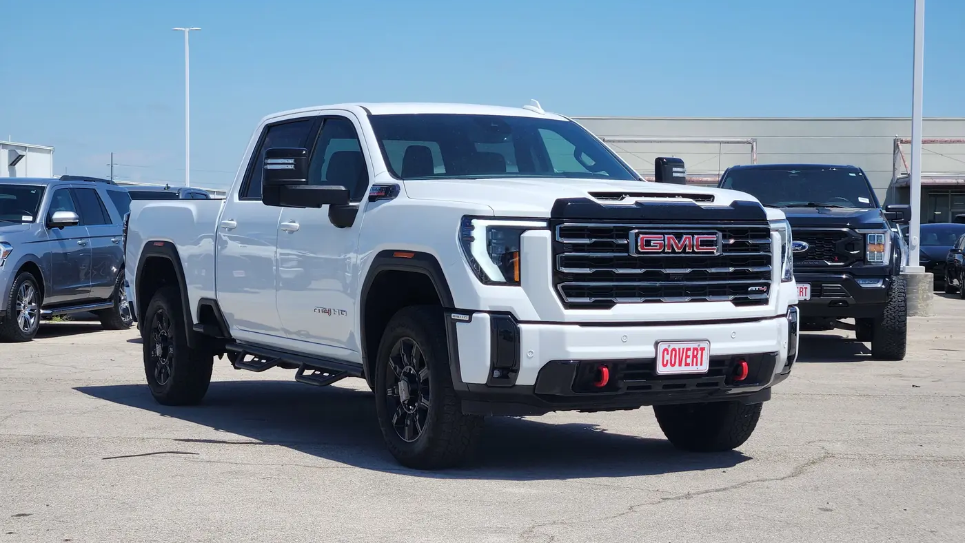 2025 GMC Sierra 2500HD AT4