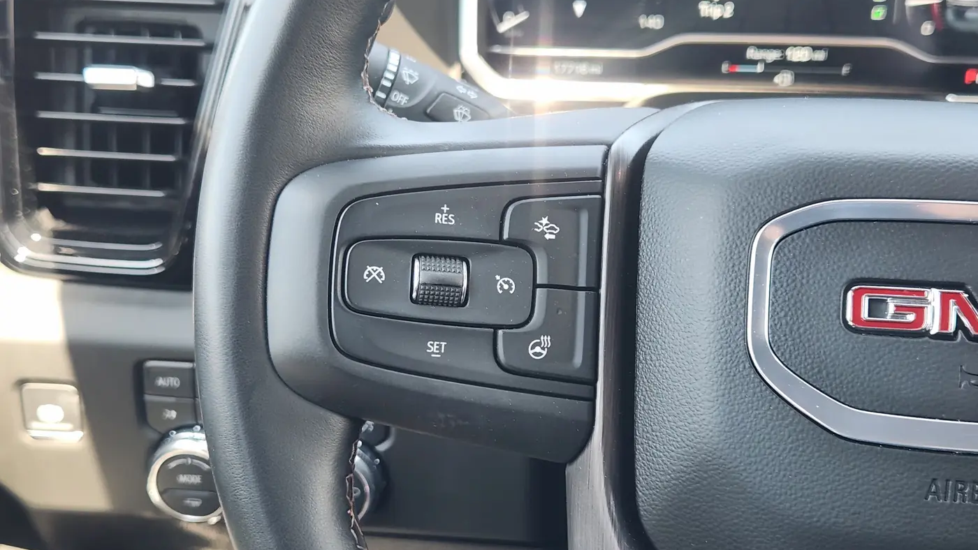 2025 GMC Sierra 2500HD AT4