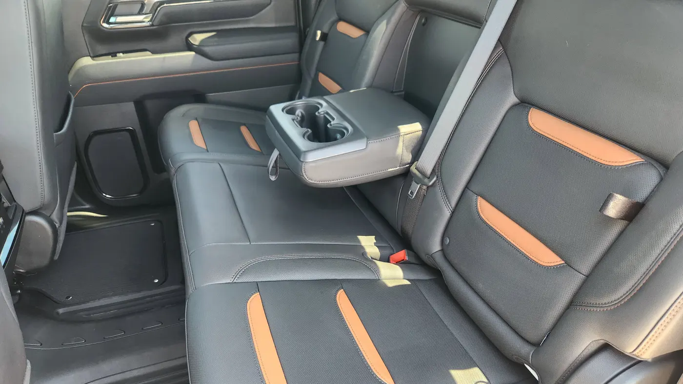 2025 GMC Sierra 2500HD AT4
