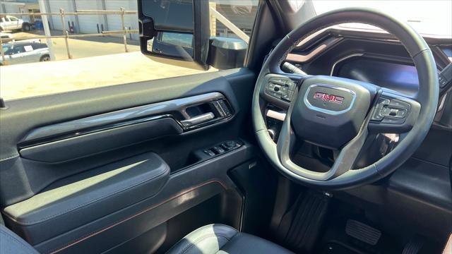 2025 GMC Sierra 2500HD AT4