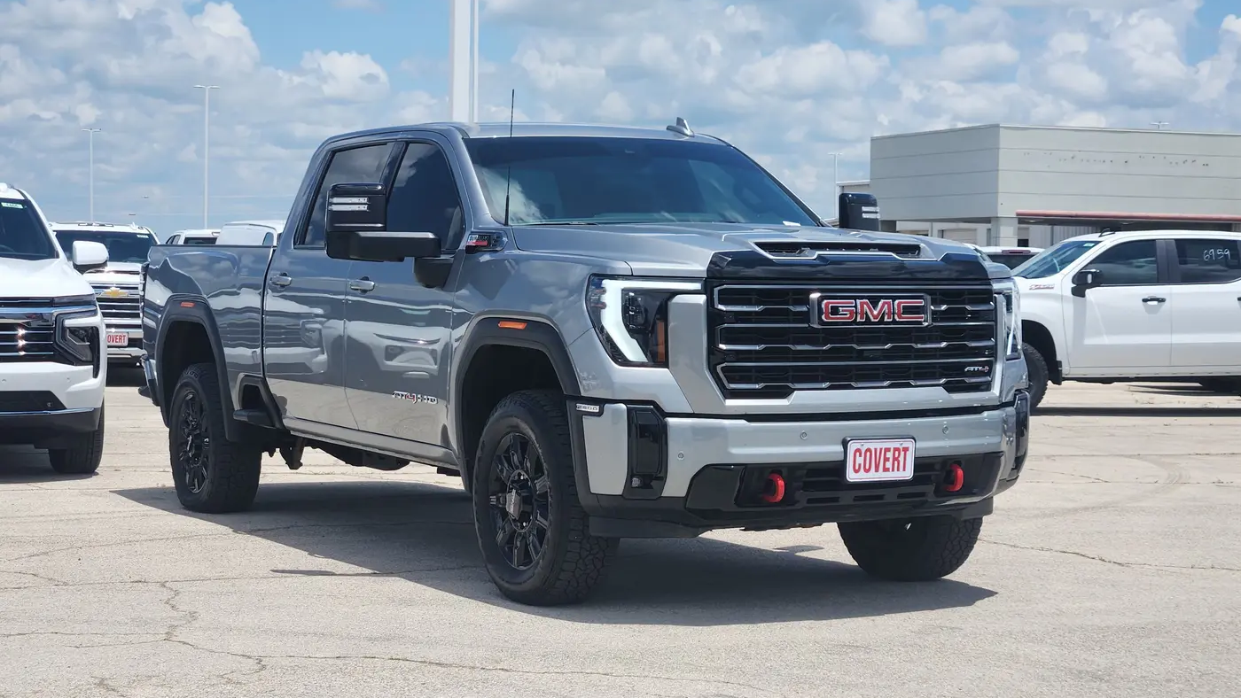 2025 GMC Sierra 2500HD AT4