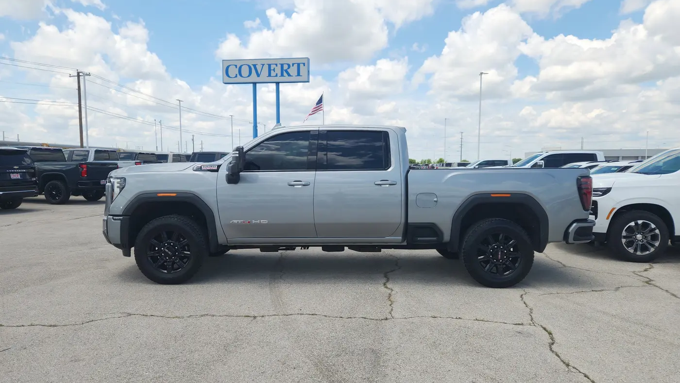 2025 GMC Sierra 2500HD AT4