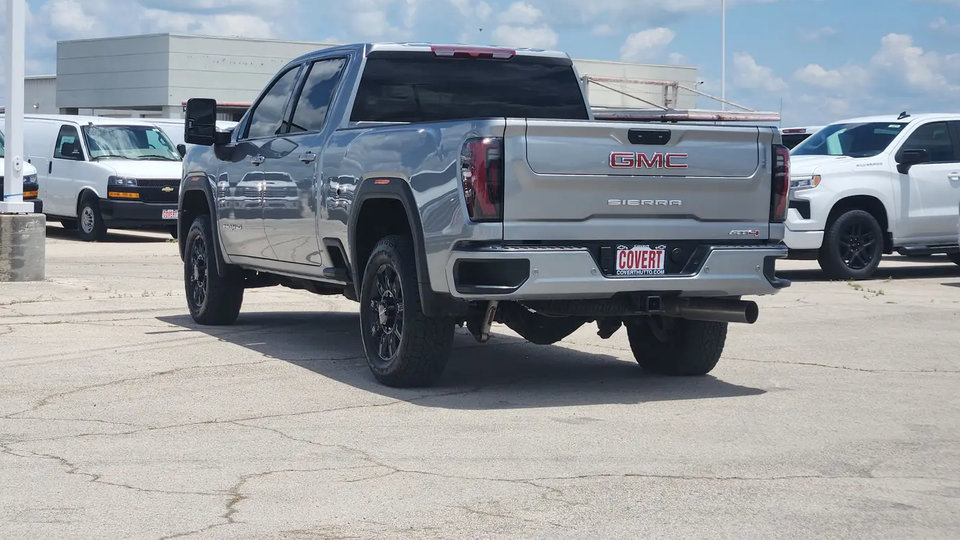 2025 GMC Sierra 2500HD AT4