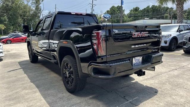 2026 GMC Sierra 2500HD AT4