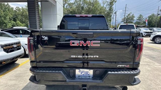 2026 GMC Sierra 2500HD AT4