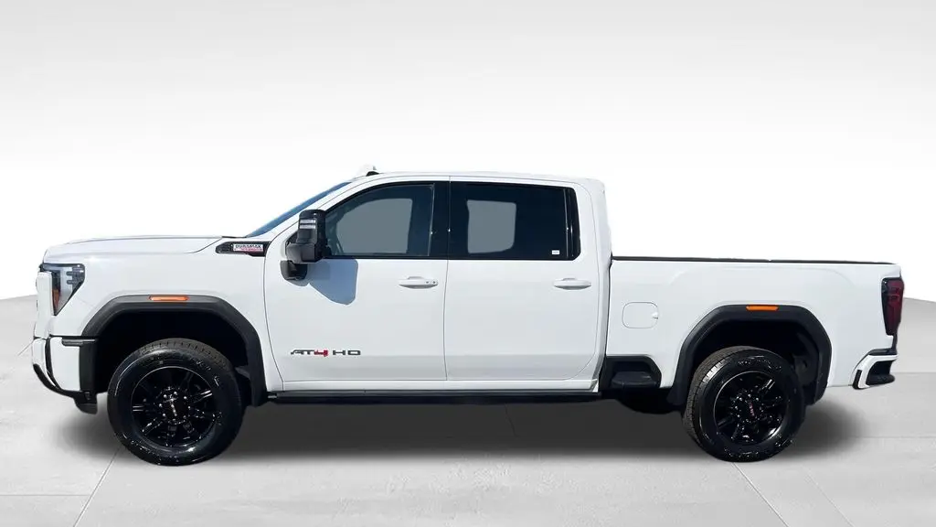2025 GMC Sierra 2500HD AT4
