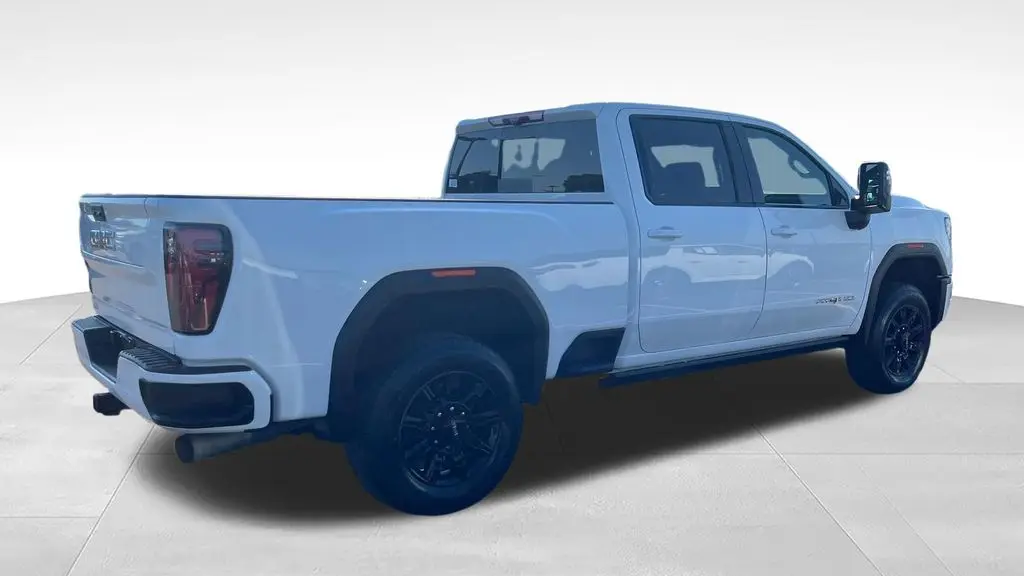 2025 GMC Sierra 2500HD AT4