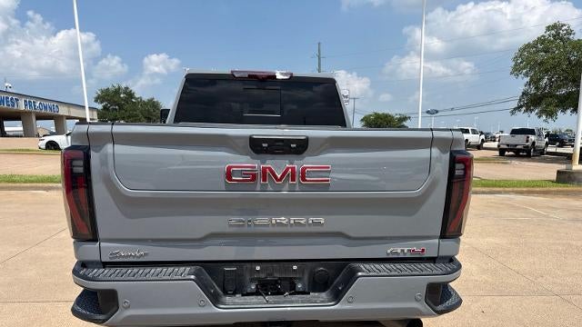 2025 GMC Sierra 2500HD AT4