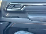 2025 Sierra 2500HD Thumbnail 23