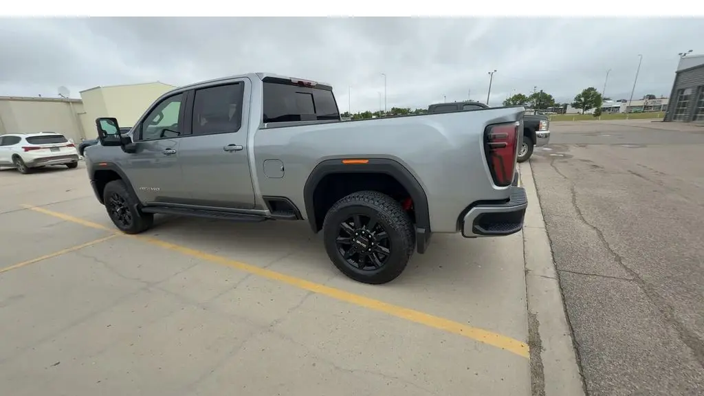 2026 GMC Sierra 2500HD AT4