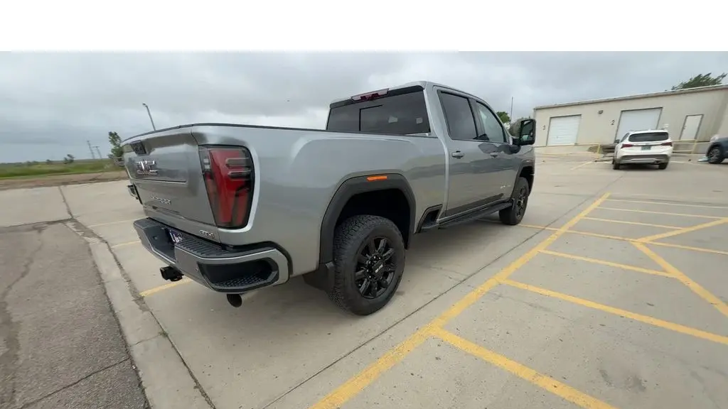 2026 GMC Sierra 2500HD AT4