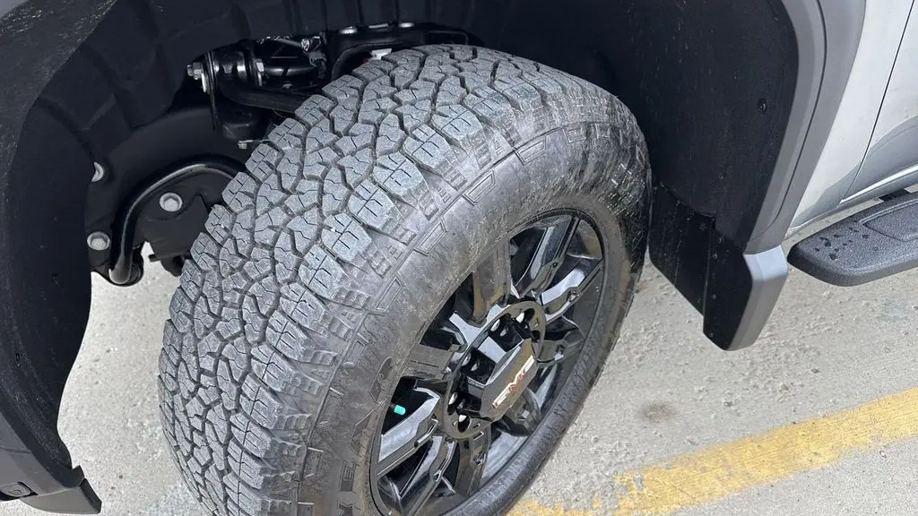 2026 GMC Sierra 2500HD AT4
