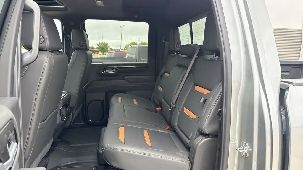 2026 GMC Sierra 2500HD AT4
