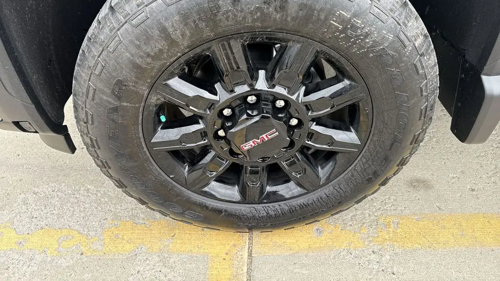 2026 GMC Sierra 2500HD AT4