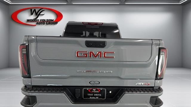 2025 GMC Sierra 2500HD AT4