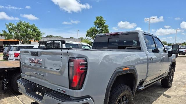 2025 GMC Sierra 2500HD AT4