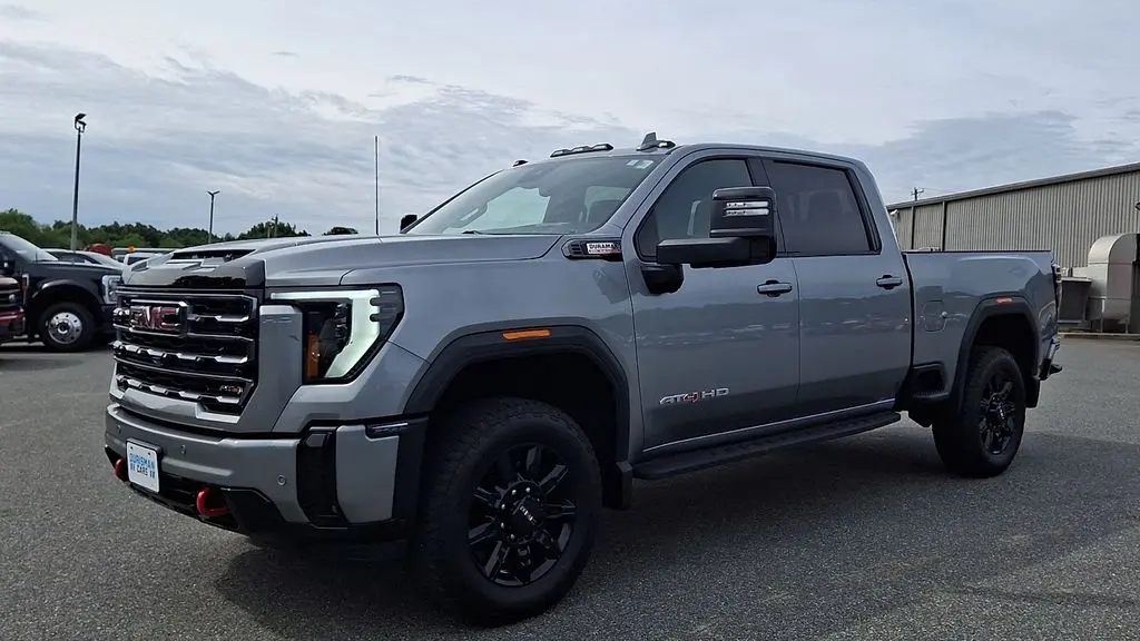 2025 GMC Sierra 2500HD AT4
