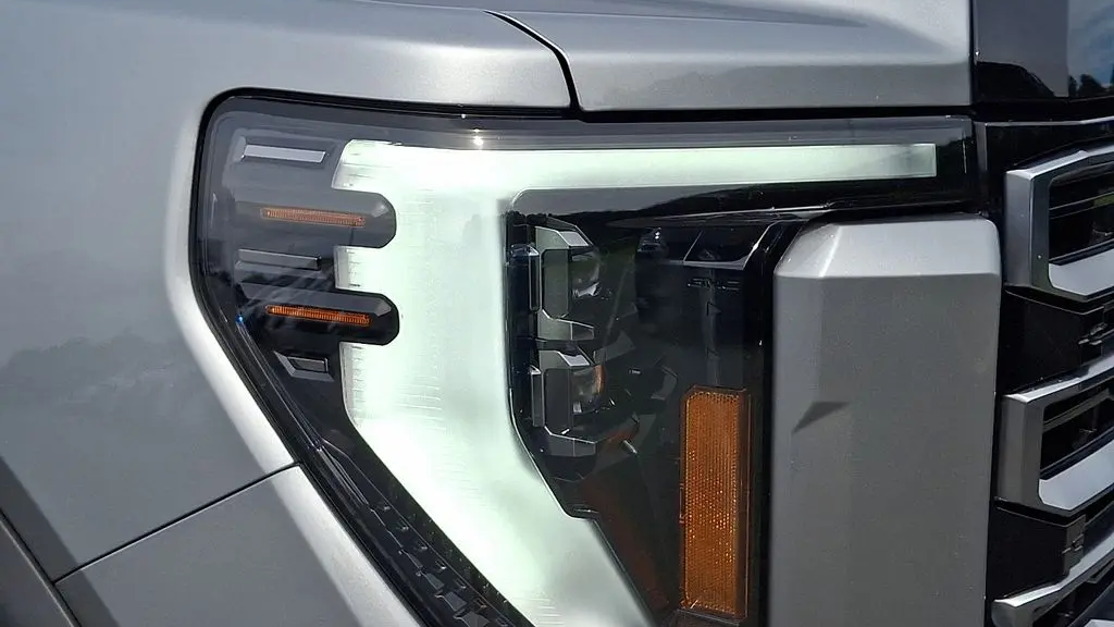 2025 GMC Sierra 2500HD AT4