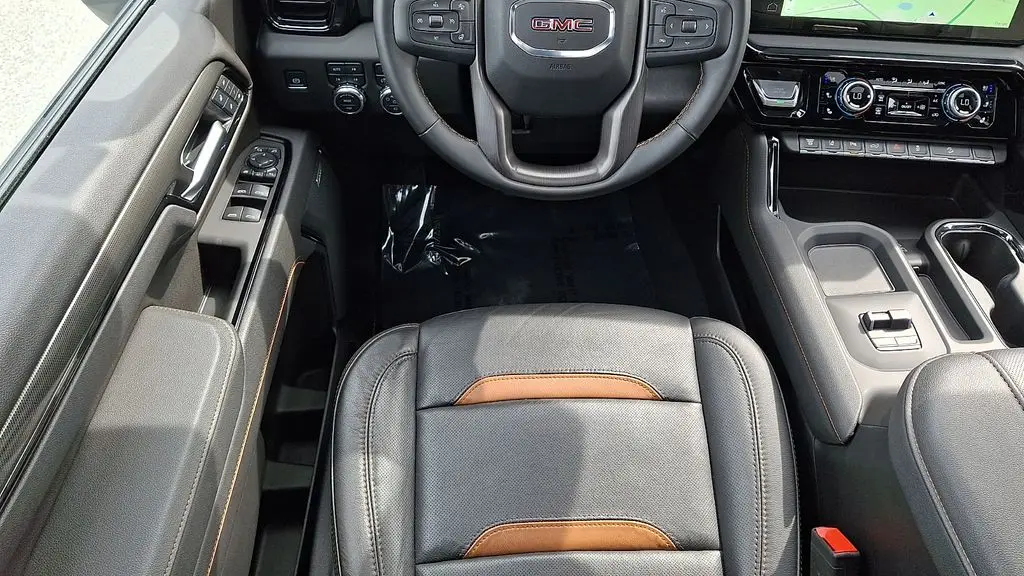2025 GMC Sierra 2500HD AT4