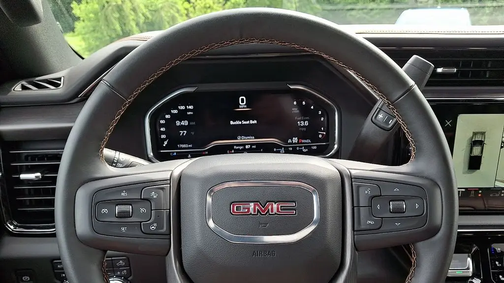 2025 GMC Sierra 2500HD AT4