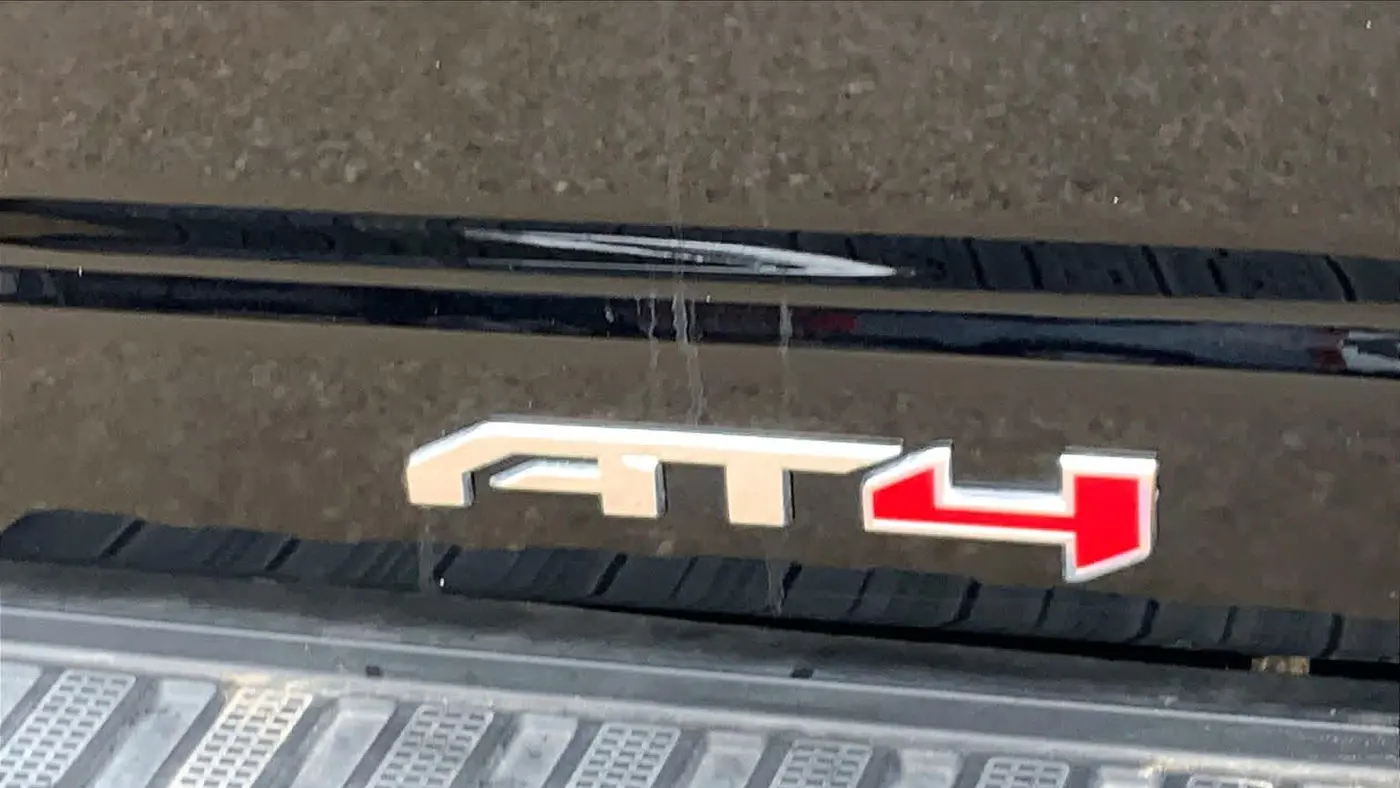 2025 GMC Sierra 2500HD AT4