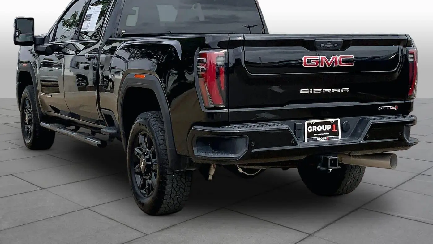 2025 GMC Sierra 2500HD AT4