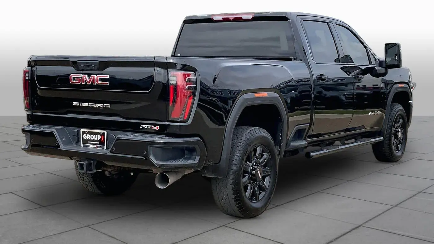2025 GMC Sierra 2500HD AT4