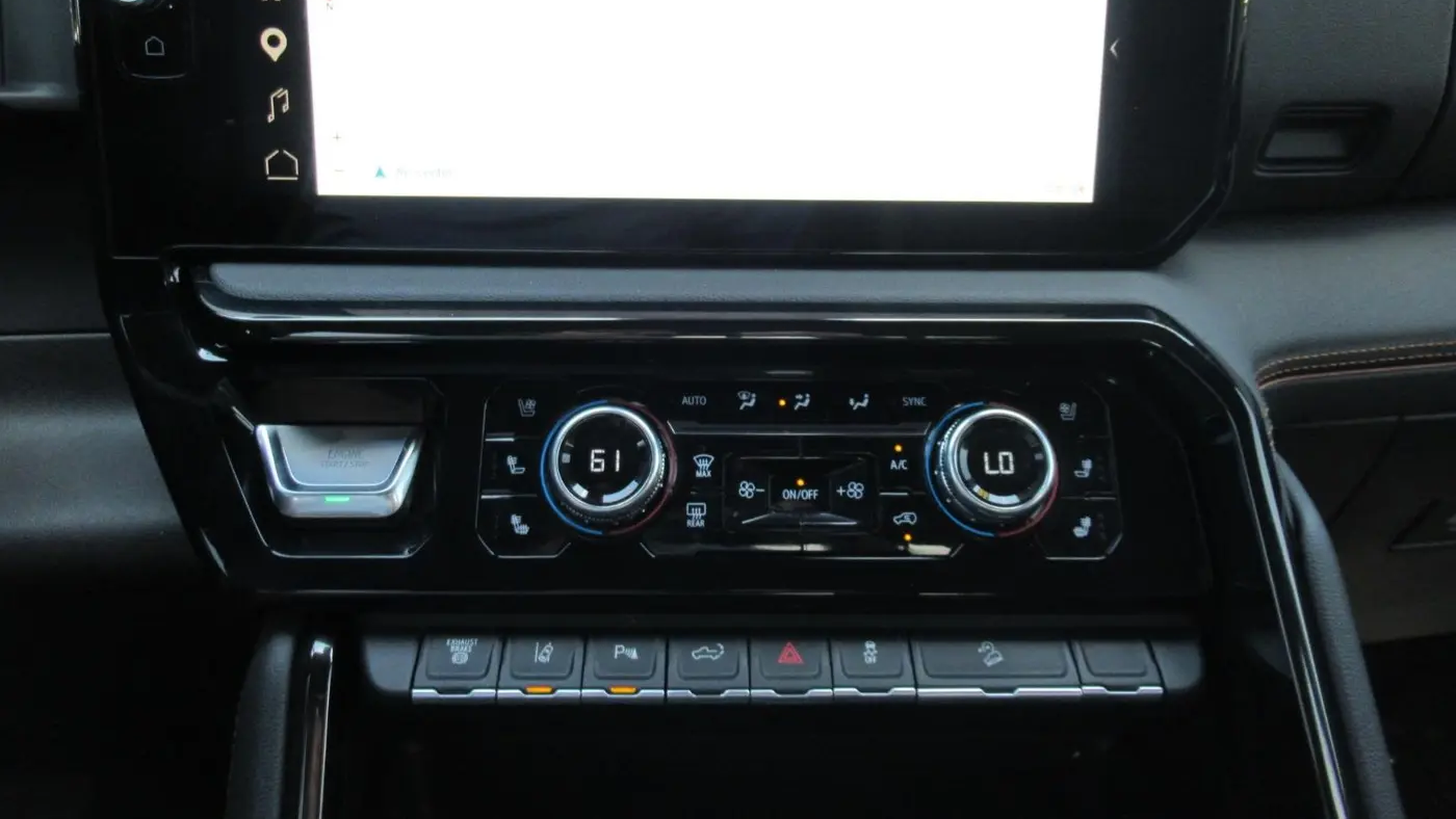 2025 GMC Sierra 2500HD AT4