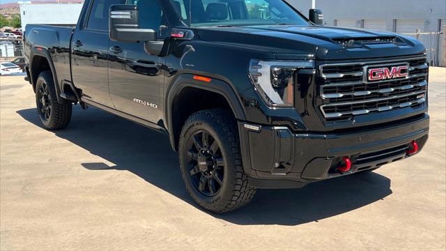 2025 GMC Sierra 2500HD AT4