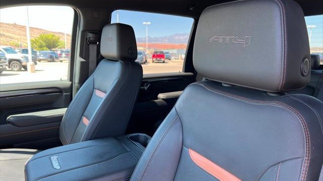 2025 GMC Sierra 2500HD AT4