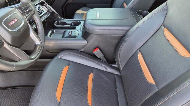 2025 GMC Sierra 2500HD AT4