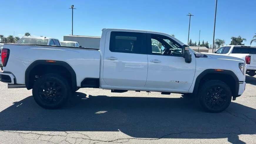 2026 GMC Sierra Hd - $75,498
