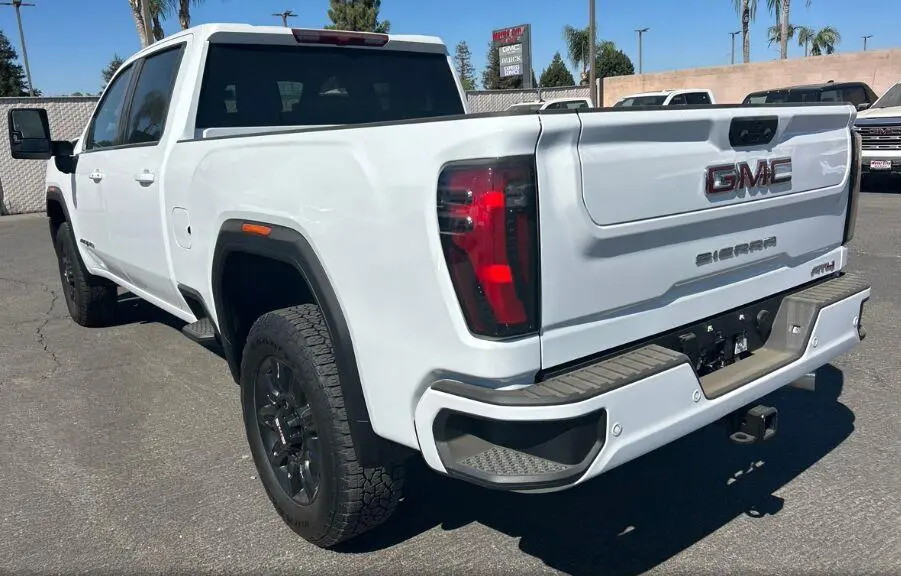 2026 GMC Sierra Hd - $75,498