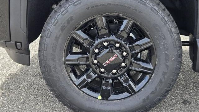 2026 GMC Sierra 2500HD AT4